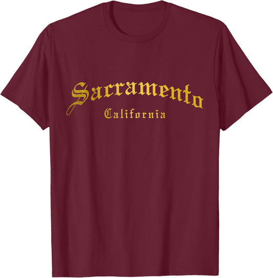 Sacramento California Old School English Font Vintage T-Shirt - T-Shirt | Maroon