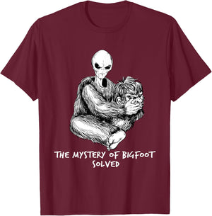 Funny Bigfoot Gift Mystery Of Big Foot Alien UFO T-Shirt - T-Shirt | Maroon