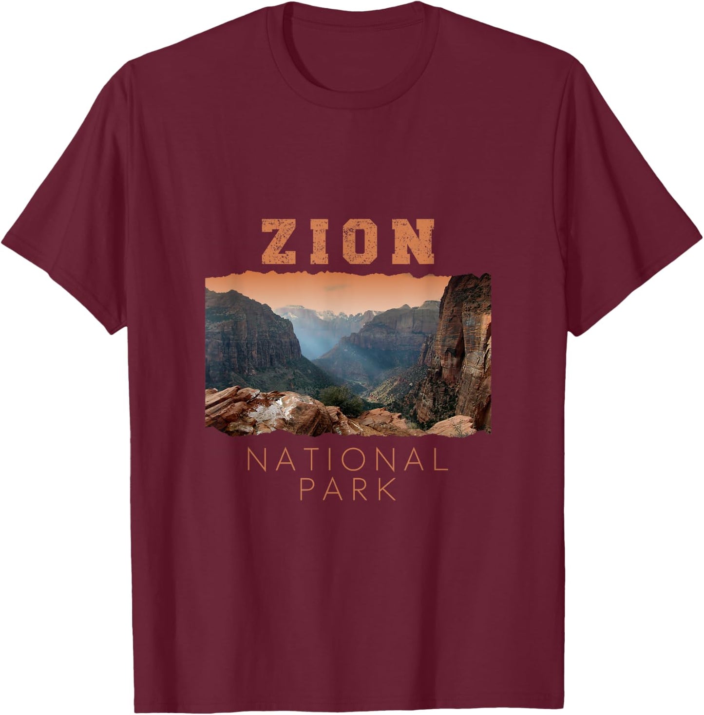 Zion Canyon National Park Utah in United States T-Shirt - T-Shirt | Maroon