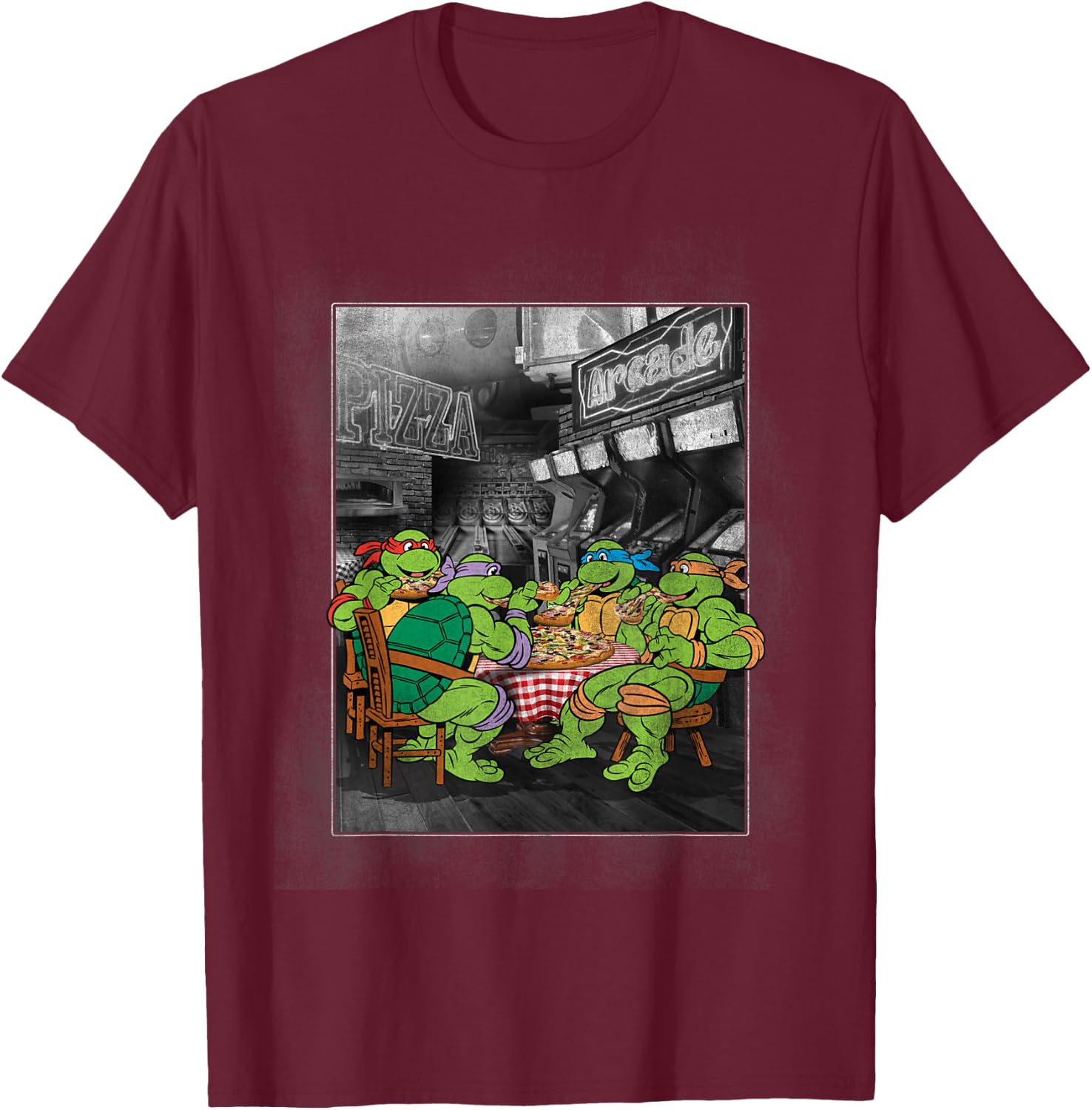 TMNT Photoreal Group Eating Pizza T-Shirt - T-Shirt | Maroon