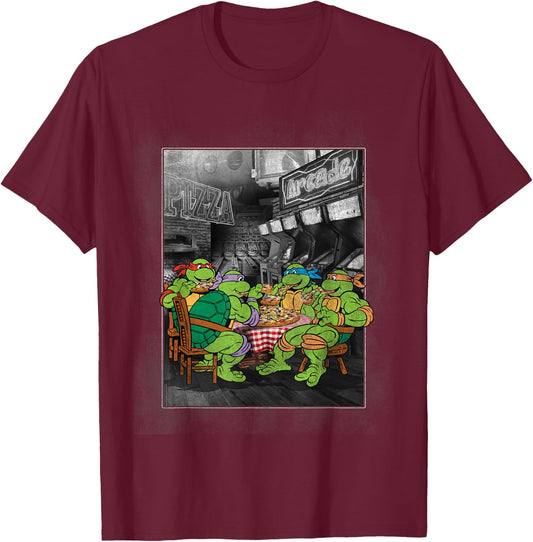 TMNT Photoreal Group Eating Pizza T-Shirt - T-Shirt | Maroon