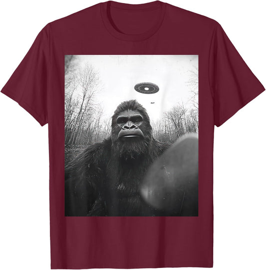 Funny graphic Sasquatch BigFoot UFO Alien Funny weird T-Shirt - T-Shirt | Maroon