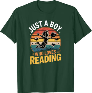 Boys Reading T-Shirt - T-Shirt | Forest