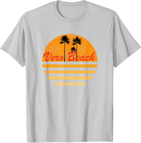 Vero Beach, FL Vintage Retro 70s Throwback Surf Men Women T-Shirt - T-Shirt | Ash
