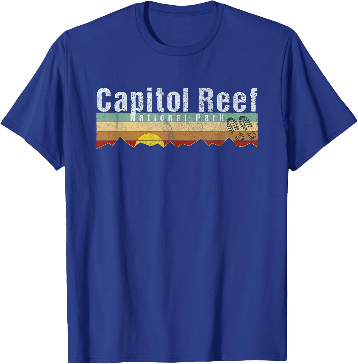 Capitol Reef National Park -Camping Hiking T-Shirt - T-Shirt | Royal
