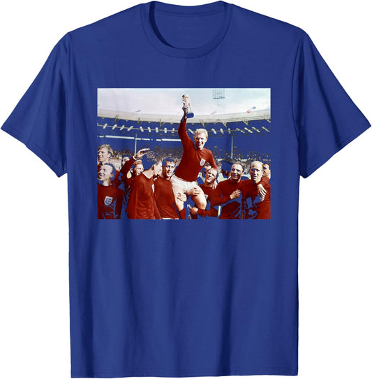 Bobby Moore Trophy England World Cup Final Football 1966 T-Shirt - T-Shirt | Royal