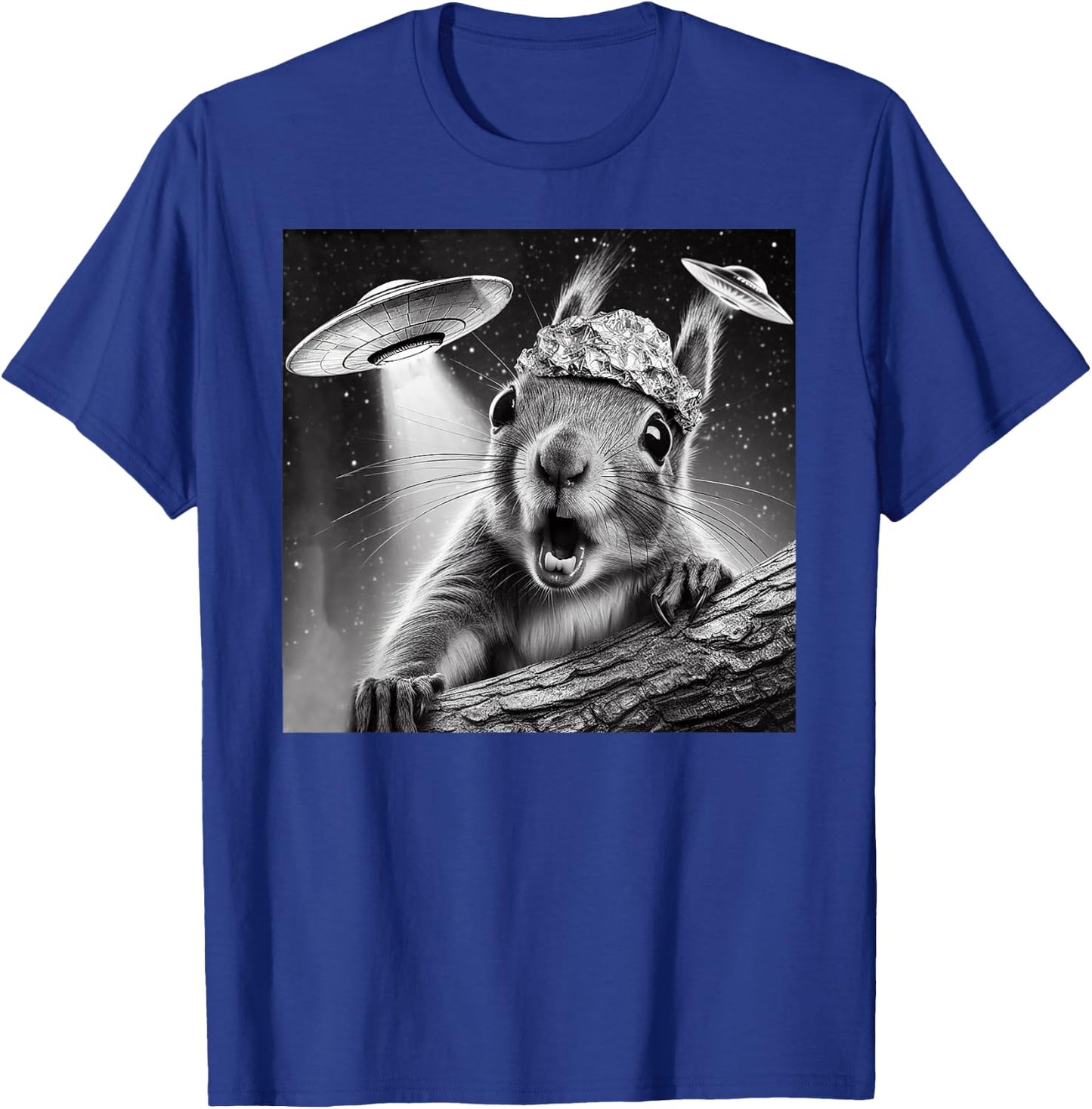 Funny Alien Squirrel Selfie With Alu Hat UFO Encounter T-Shirt - T-Shirt | Royal
