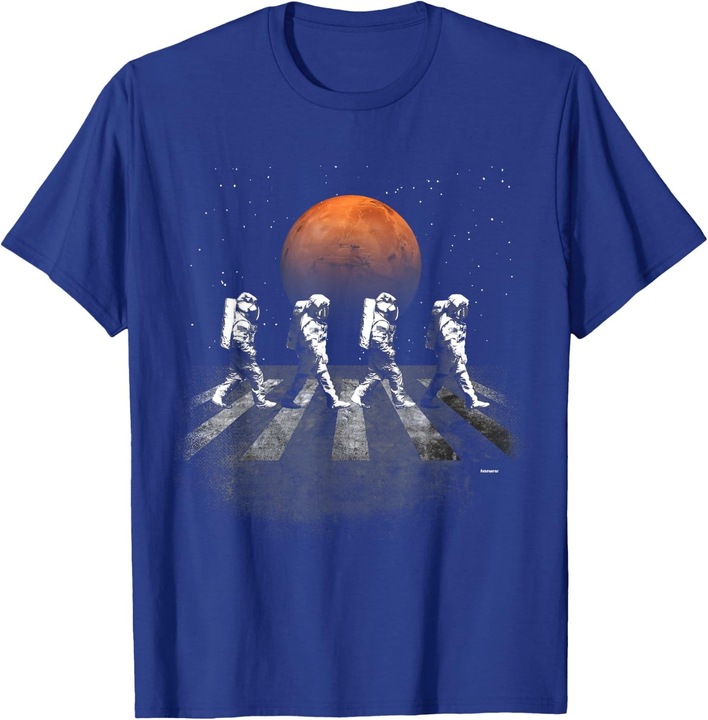 Astronauts in Walking in Space Occupy Mars T-Shirt - T-Shirt | Royal