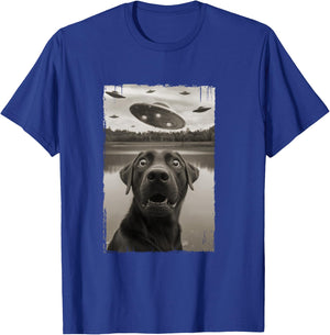 Classic Funny UFO and Labrador Retriever Selfie T-Shirt - T-Shirt | Royal
