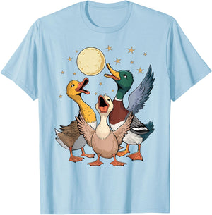 Funny Duck Howling At Moon Dad Mom Toddler Men Women Vintage T-Shirt - T-Shirt | Light Blue