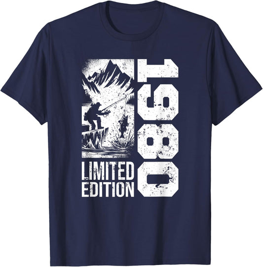 Fishermen Vintage born 1980 Birthday accessories Fishing T-Shirt - T-Shirt | Navy