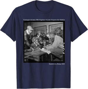 Tuskegee Airmen Preparing for Battle WW2 Small T-Shirt - T-Shirt | Navy