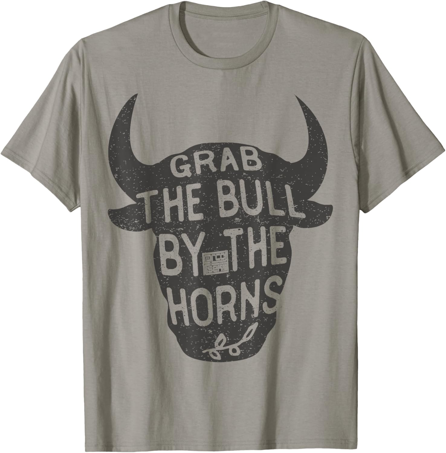 Vintage Inspiration Grab Bull Horns Rodeo Cow Riding T-Shirt - T-Shirt | Sand