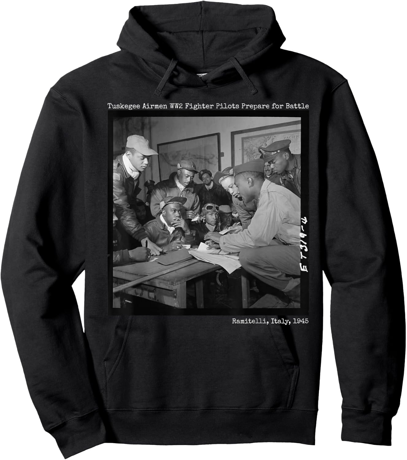 Tuskegee Airmen Preparing for Battle WW2 Small Hoodie - Hoodie | Black