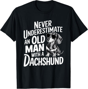 Never Underestimate An Old Man With A Dachshund T-Shirt - T-Shirt | Black