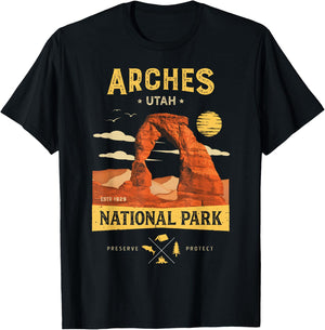Arches National Park T Shirt Delicate Arch Vintage Utah Gift T-Shirt - T-Shirt | Black