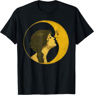 Kiss the Man On The Moon Vintage Art Celestial Gift T-Shirt - T-Shirt | Black