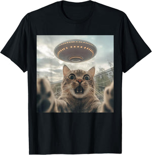 Cat Selfie With Alien UFO Funny Cat T-Shirt - T-Shirt | Black