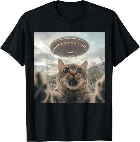 Cat Selfie With Alien UFO Funny Cat T-Shirt - T-Shirt | Black