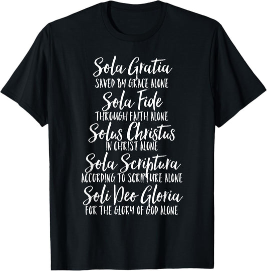 Five Solas Latin and English Cute Script Text T-Shirt - T-Shirt | Black