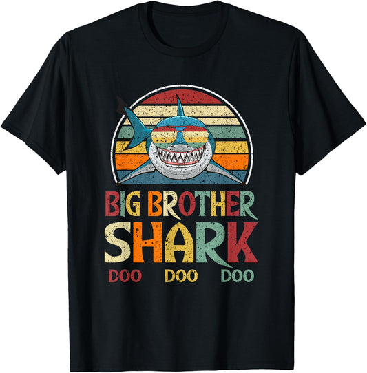 Retro Vintage Big Brother Shark Pregnancy Announcement Gift T-Shirt - T-Shirt | Black