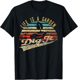 Gardening Plants Flowers Gardener farmer gifts | Life is a Garden Dig It | Retro Vintage Farmer - Adult - Black - Short Sleeve - Classic Fit - Small T-Shirt - T-Shirt | Black