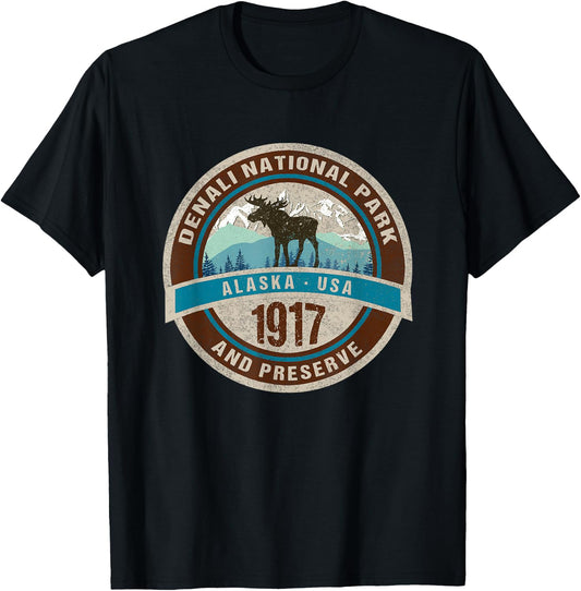 Denali National Park Alaska Vintage Moose Mountains Novelty T-Shirt - T-Shirt | Black
