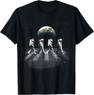 Astronauts in Walking in Space Earth Moon T-Shirt - T-Shirt | Black