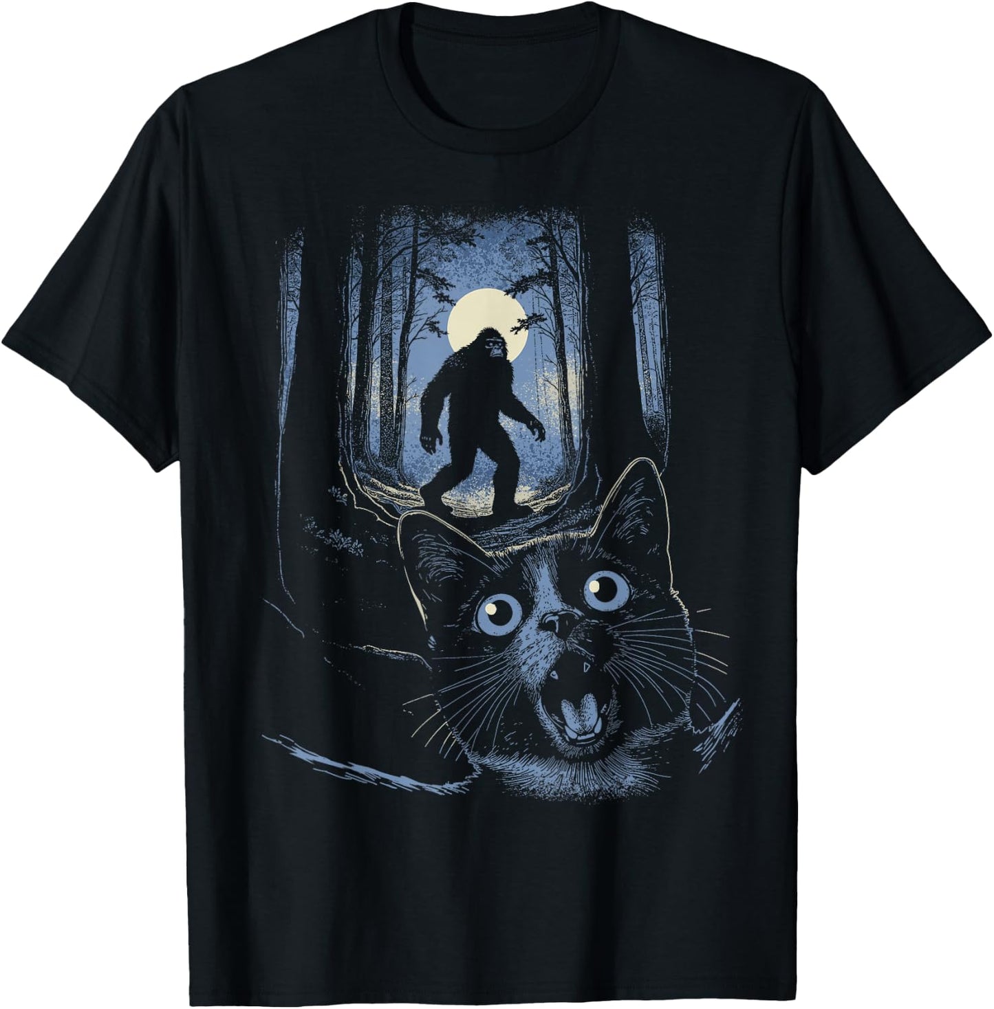 Funny Surprised Scared Cat Selfie With Bigfoot Sasquatch T-Shirt - T-Shirt | Black