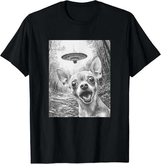 Funny Alien Chihuahua Selfie with UFO T-Shirt - T-Shirt | Black